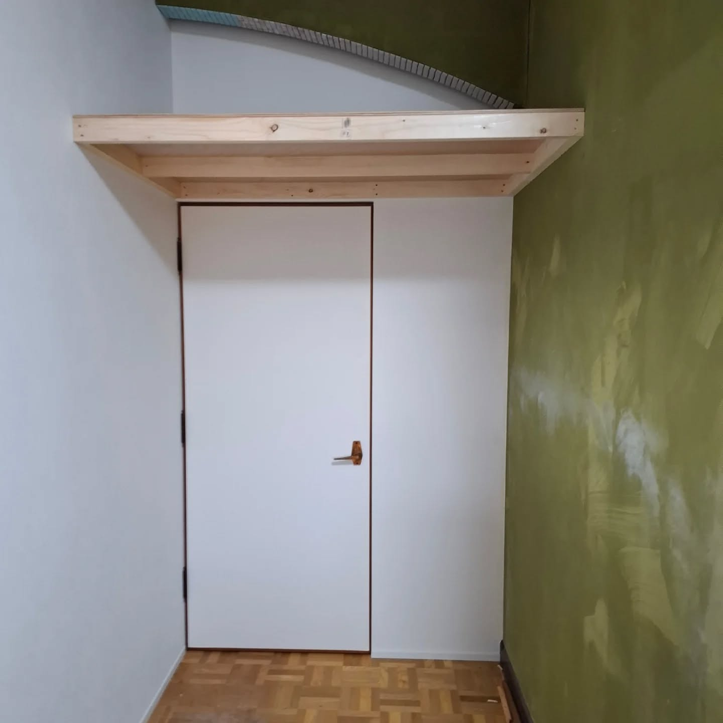 子供部屋間仕切工事