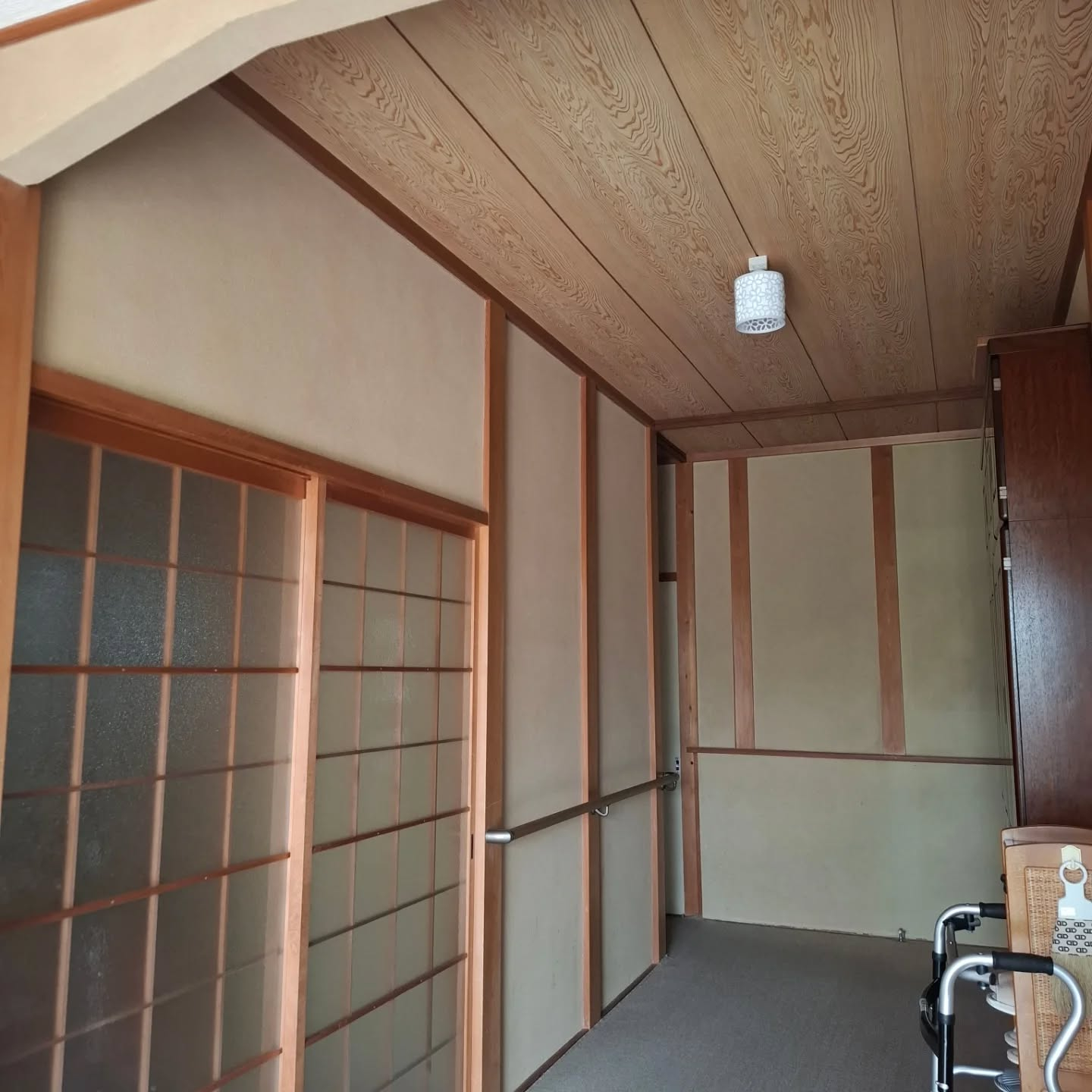 クロス貼りリフォーム