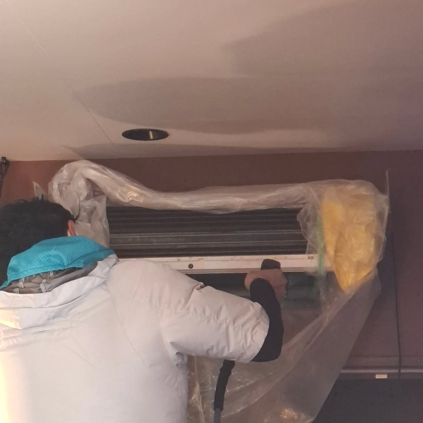 エアコンクリーニング